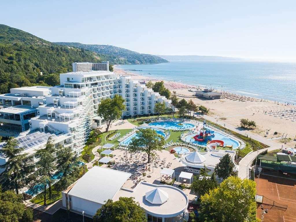 Maritim Hotel Paradise Blue Албена Екстериор снимка
