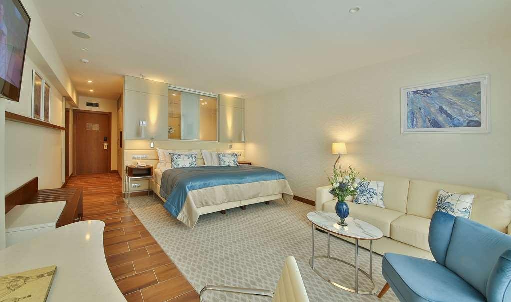 Maritim Hotel Paradise Blue Албена Стая снимка